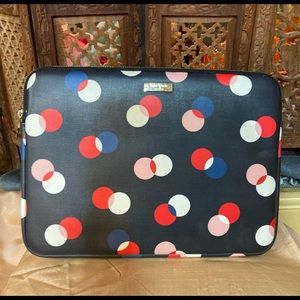Kate Spade Computer Case. New without tags.